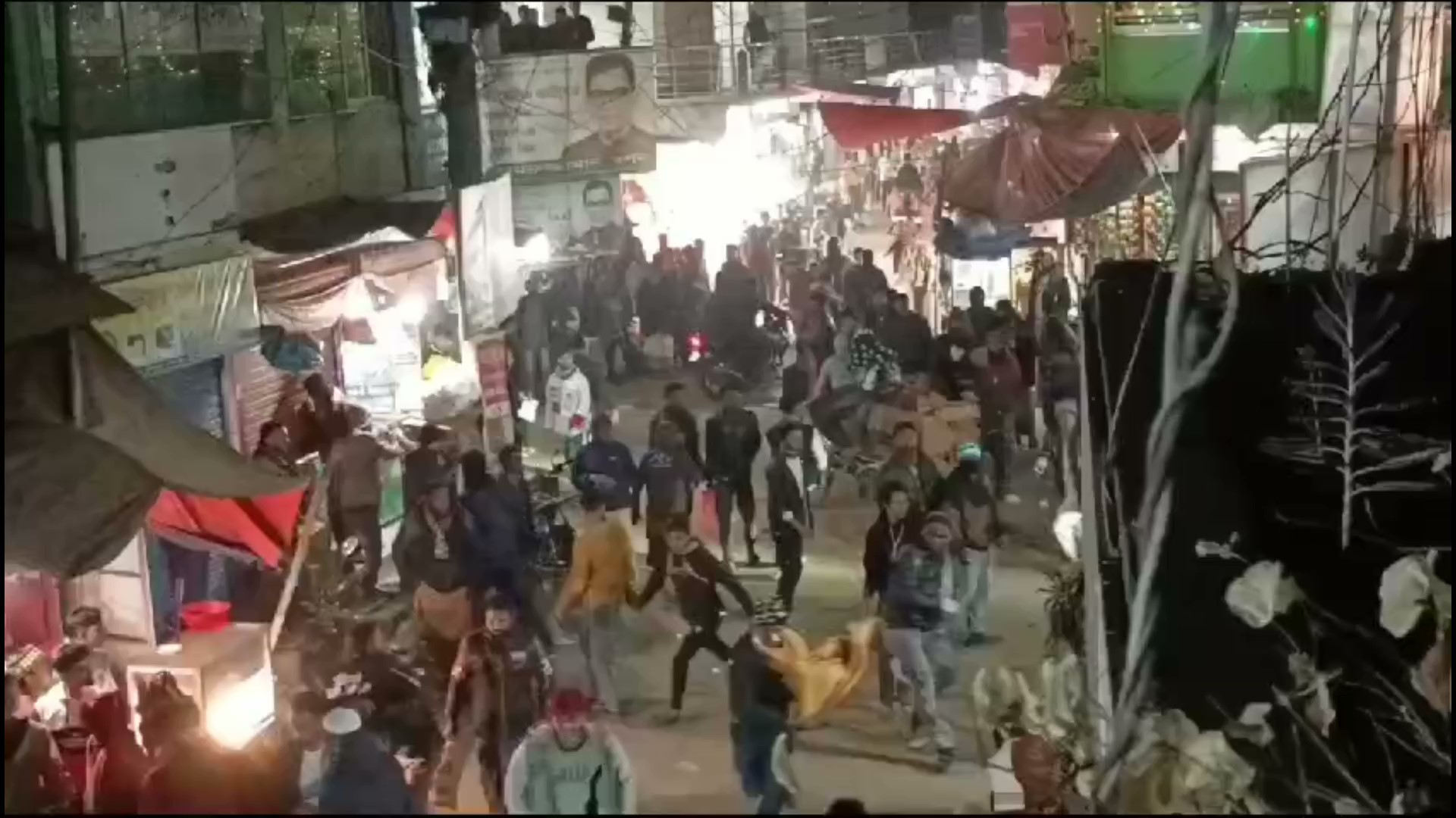 উপজেলা আওয়ামী লীগের প্রতিবাদ বিএনপির দুই গ্রুপের সংঘর্ষের জেরে পাল্টা-পাল্টি শোডাউন, এলাকায় উত্তেজনা