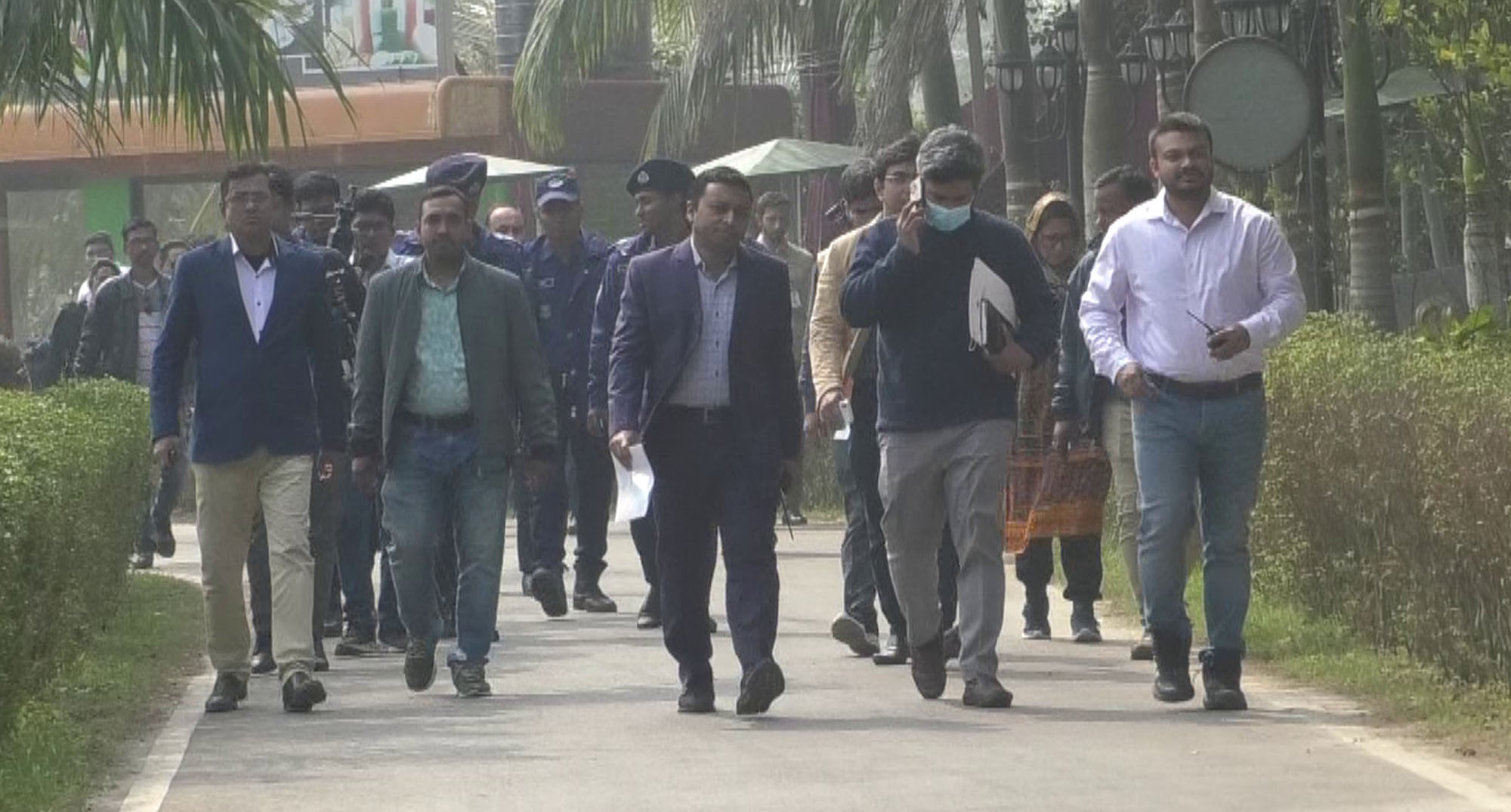 সাবেক আইজিপি বেনজীর আহমেদের মালিকানাধীন সাভানা পার্কে অভিযান