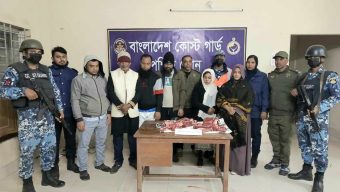 মোংলায় হরিণের মাংস সহ আটক-৬ 