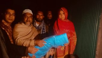 অসহায়-দুস্থদের ঘরে ঘরে কম্বল পৌছে দিলেন ইউনিয়ন বিএনপির সাধারণ সম্পাদক মাইনুউদ্দিন কাজী
