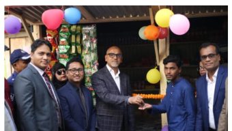 ইন্দুরকানীতে জেলা প্রশাসনের উদ্যোগে গণ অভ্যুথ্যানে আহত যুবককে জুলাই ২৪ নামে দোকানঘর উপহার