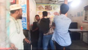 ববিতে আন্দোলনরত’দের শিবির ট্যাগের অভিযোগে সমন্বয়কের ওপর হামলা