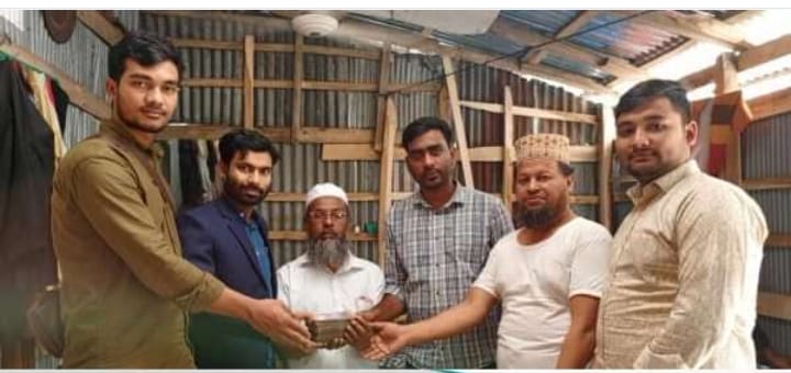 সড়ক দূর্ঘটনায় নিহত আলী রাজের পরিবারকে স্টেডফাস্টের আর্থিক সহায়তাপ্রদান