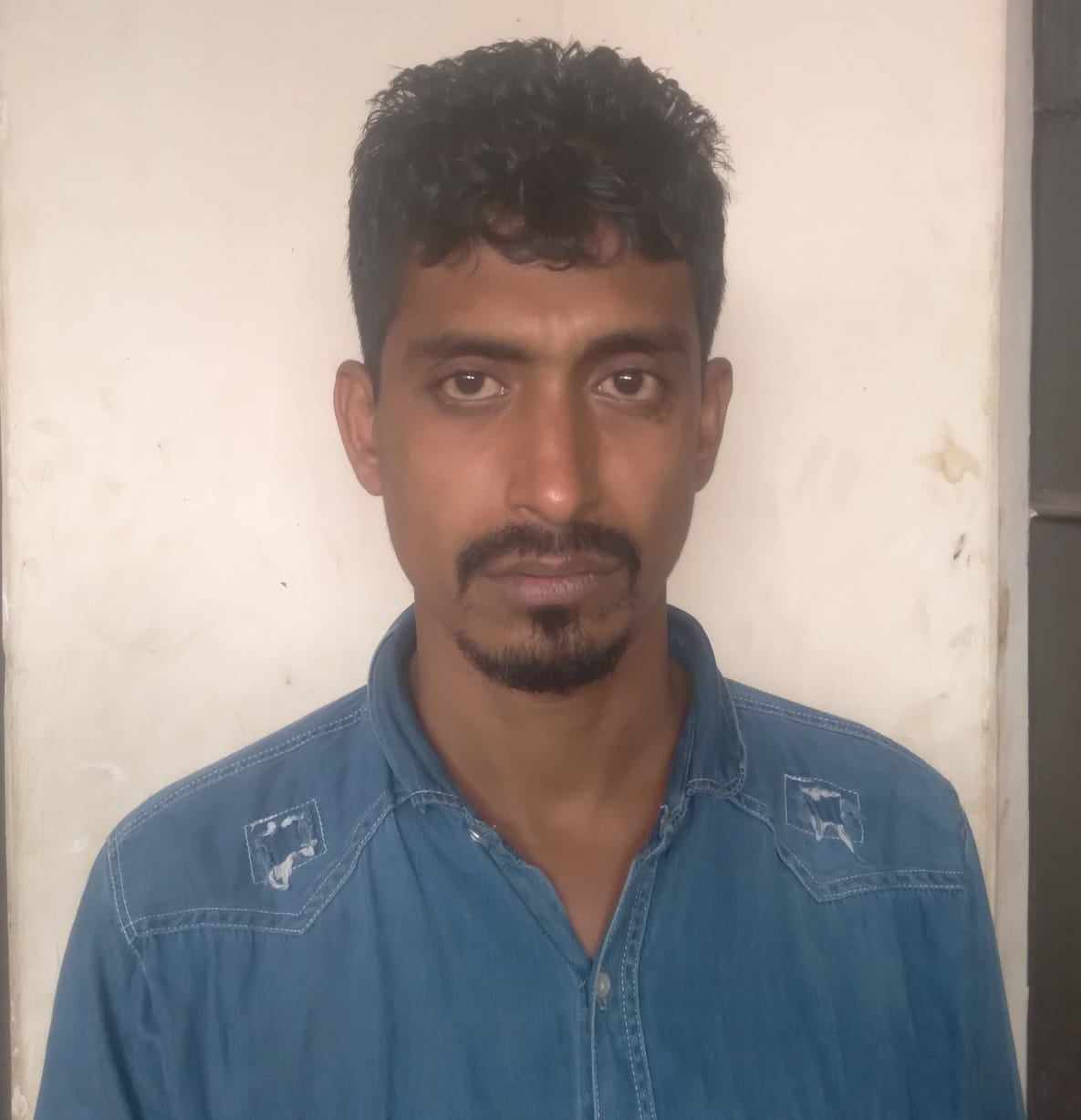 বাউফলে তরমুজের ট্রলার ছিনিয়ে নেওয়ার  অভিযোগে ছাত্রদল নেতা গ্রেফতার