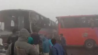 রংপুরে ঘন কুয়াশায় সড়কে নিয়ন্ত্রণ হারিয়ে দুর্ঘটনার কবলে  ৬টি পরিবহন