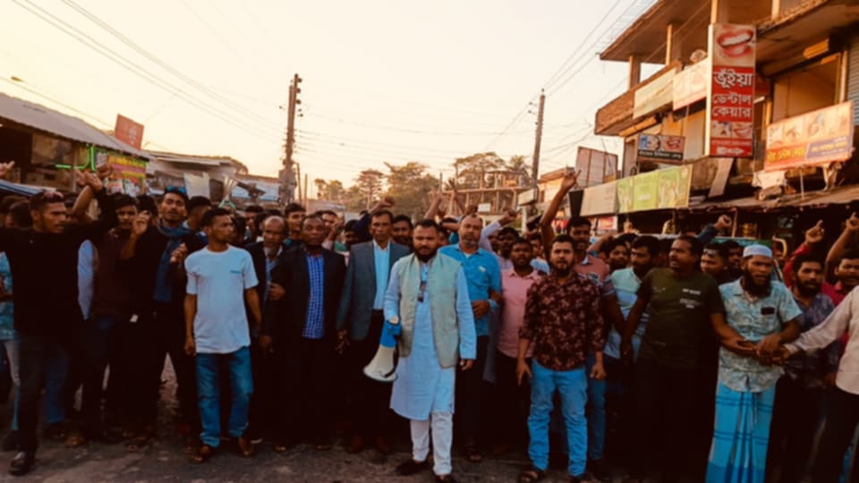 বোরহানউদ্দিনে পক্ষিয়া ইউনিয়ন তরুণ দলের উদ্যোগে বিক্ষোভ মিছিল ও আলোচনা সভা অনুষ্ঠিত