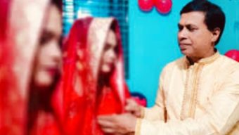 চরফ্যাশনে প্রেমের ফাঁদে ফেলে ২ সন্তানের জননীকে বিয়ে,সাবেক স্বামীর বিরুদ্ধে মিথ্যা অপবাদের অভিযোগ  স্বেচ্ছাসেবক লীগ নেতার বিরুদ্ধে
