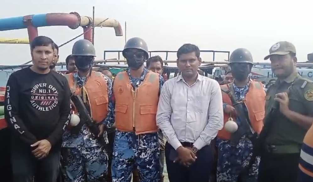 রাঙ্গাবালীতে অবৈধভাবে বালু উত্তোলনে,জরিমানা করা