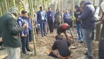 রংপুরের পীরগঞ্জে নারীর মাথাবিহীন ও পুতে রাখা শিশু সাইমার লাশ উদ্ধার
