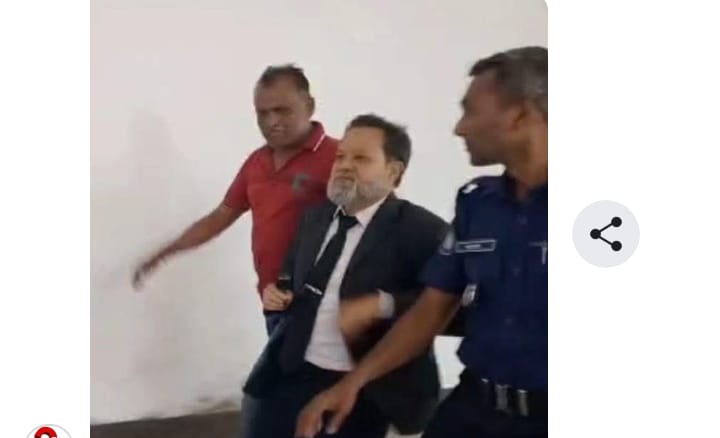 পিরোজপুরে সাবেক উপজেলা পরিষদ চেয়ারম্যান সহ আওয়ামী লীগের ৫ নেতা গ্রেপ্তার