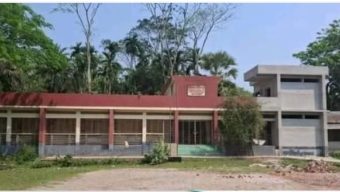 ইন্দুরকানীতে স্বাধীনতা ও জাতীয় দিবসে পতাকা টানায়নি সরকারী প্রাথমিক বিদ্যালয়, করেনি অনুষ্ঠান