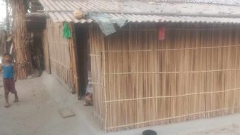 এক অসহায় বোনের বিয়ের জন্য সাহায্যের আবেদন