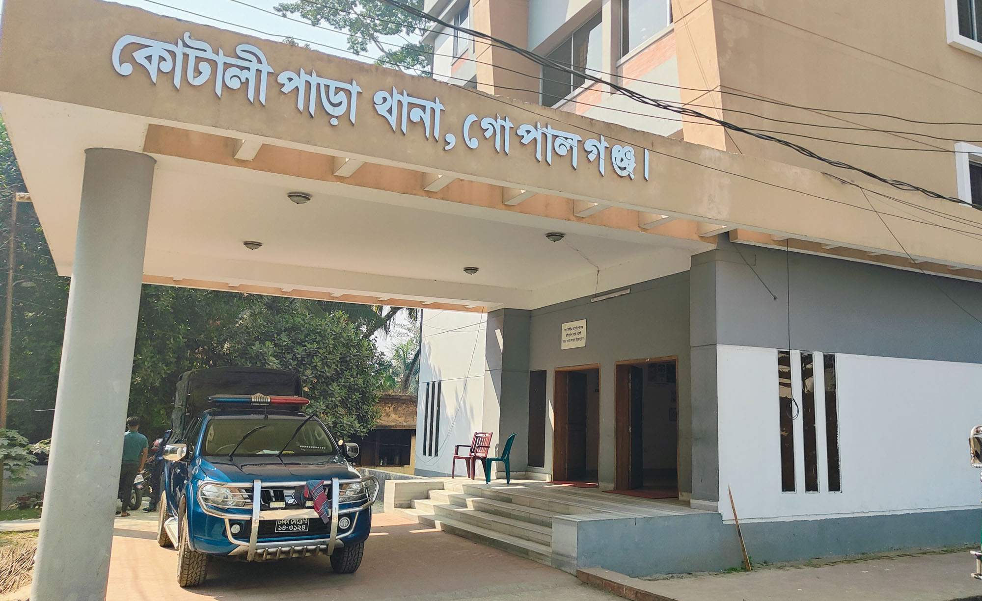 “মাদকাসক্ত ছেলেকে পুলিশে ধরিয়ে দিলেন মা”