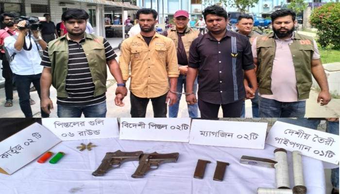 কুমিল্লা’য় ডিবির অভিযানে অস্ত্রসহ ডাকাত আটক