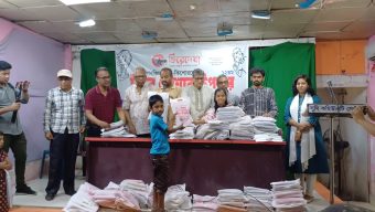 রংপুরে সিনথিয়া খানের পৃষ্ঠপোষকতায় ফিরেদেখা’র উদ্যোগে ২৩০জন শিশুর মাঝে ঈদ উপহার বিতরণ