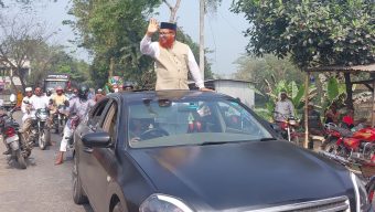 কোটালীপাড়ায় জামায়াতে ইসলামীর মনোনীত প্রার্থী রেজাউল করিমের শোভাযাত্রা