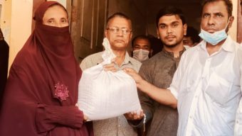 বোরহানউদ্দিনে পবিত্র ঈদুল ফিতর উপলক্ষে দরিদ্র জনগোষ্ঠীর মাঝে বিনামূল্যে ভিজিএফ’র চাল বিতরণ