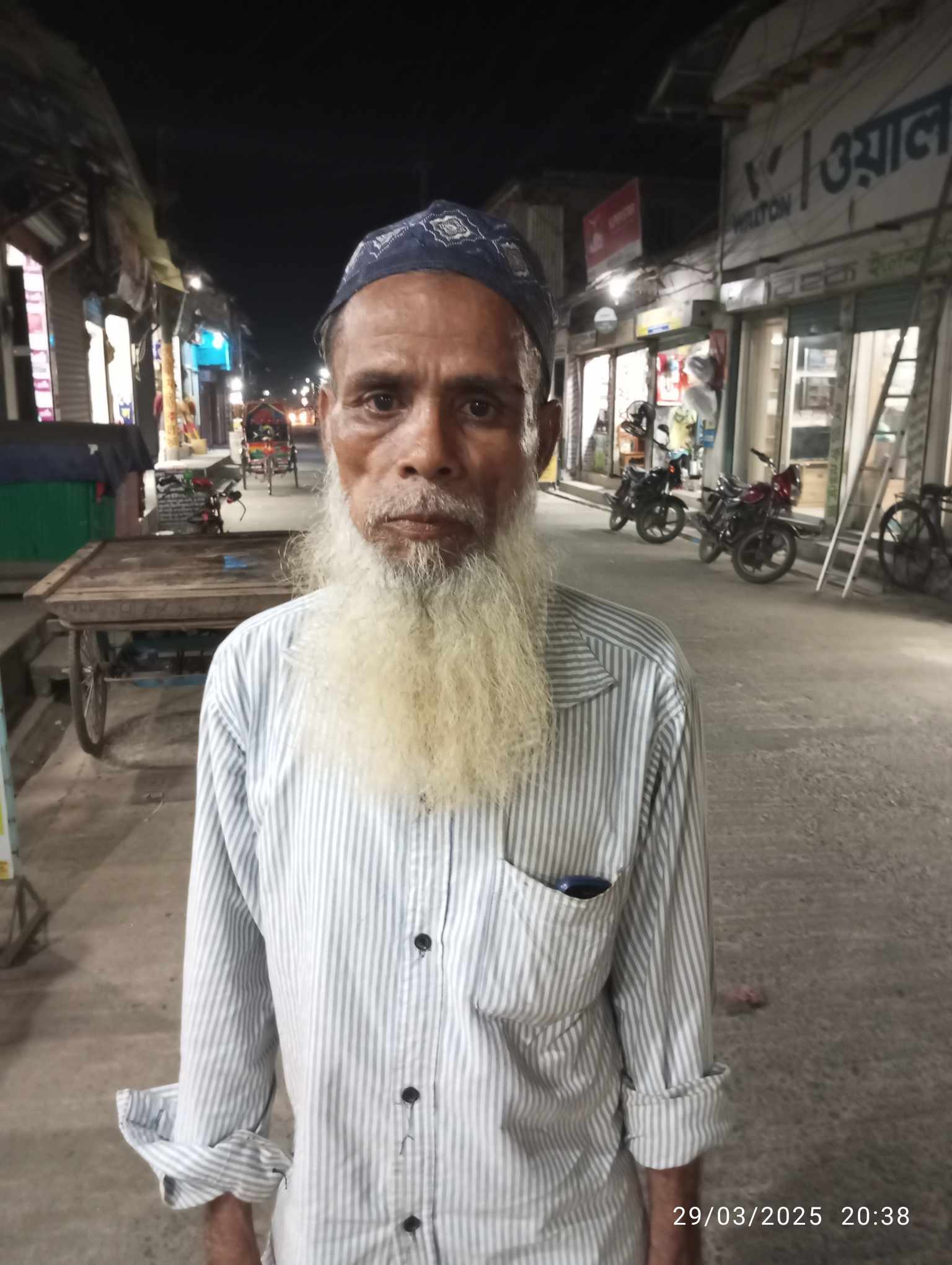গলাচিপায় অজ্ঞান পার্টির খপ্পরে পরে অটোবোরাক হারিয়ে দিশেহারা রফিকুল ইসলাম
