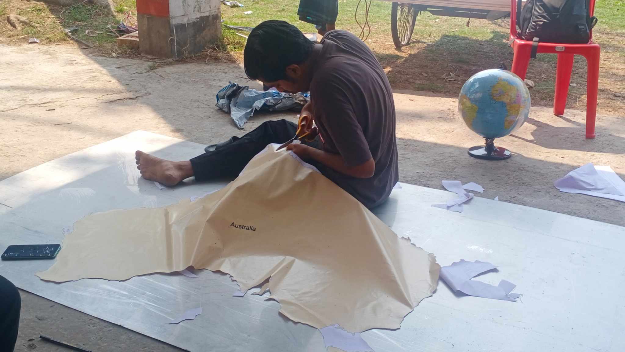 বরগুনায় হচ্ছে দেশের বৃহত্তম গ্লোব