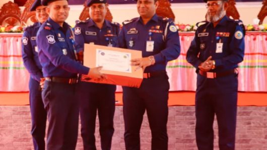 ভোলা জেলার শ্রেষ্ঠ ওসি হিসেবে নির্বাচিত হলেন লালমোহন থানার ওসি সিরাজুল ইসলা