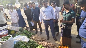 বোরহানউদ্দিনে বাজার মনিটরিংয়ে ৩ ব্যবসায়ীকে জরিমানা