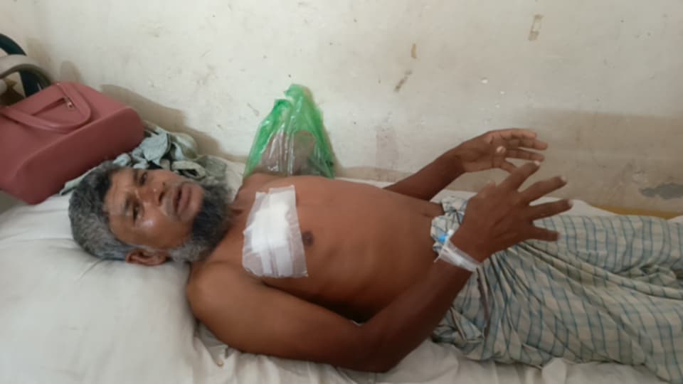 বোরহানউদ্দিনে পূর্ব শত্রুতার জের ধরে হামলা আহত ১