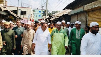 মেহেন্দিগঞ্জে কেন্দ্রীয় স্বেচ্ছাসেবক দলের সাধারণ সম্পাদক রাজীব আহসানের ঈদ শুভেচ্ছা বিনিময়