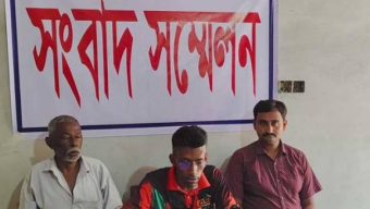 গলাচিপা কর্মকার পট্টি অবৈধভাবে দোকান ঘরে তালা