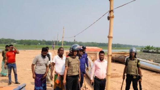 গলাচিপায় অবৈধ ইটভাটা ভেঙে গুড়িয়ে দিয়েছেন উপজেলা প্রশাসন
