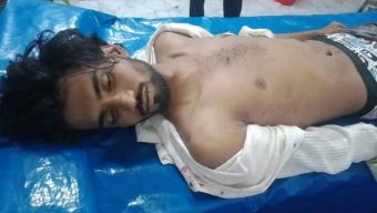 ঈদের দিন ঘুরতে বের হয়ে মোটরসাইকেল দূর্ঘটনায় প্রাণ গেলো স্বামীর, আহত স্ত্রী
