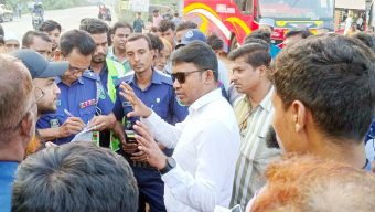 বরিশালে সিন্ডিকেটের দৌরাত্ম্যে ভাড়া নৈরাজ্যের অভিযোগ  ll কর্মস্থলগামী যাত্রীদের দুর্ভোগ