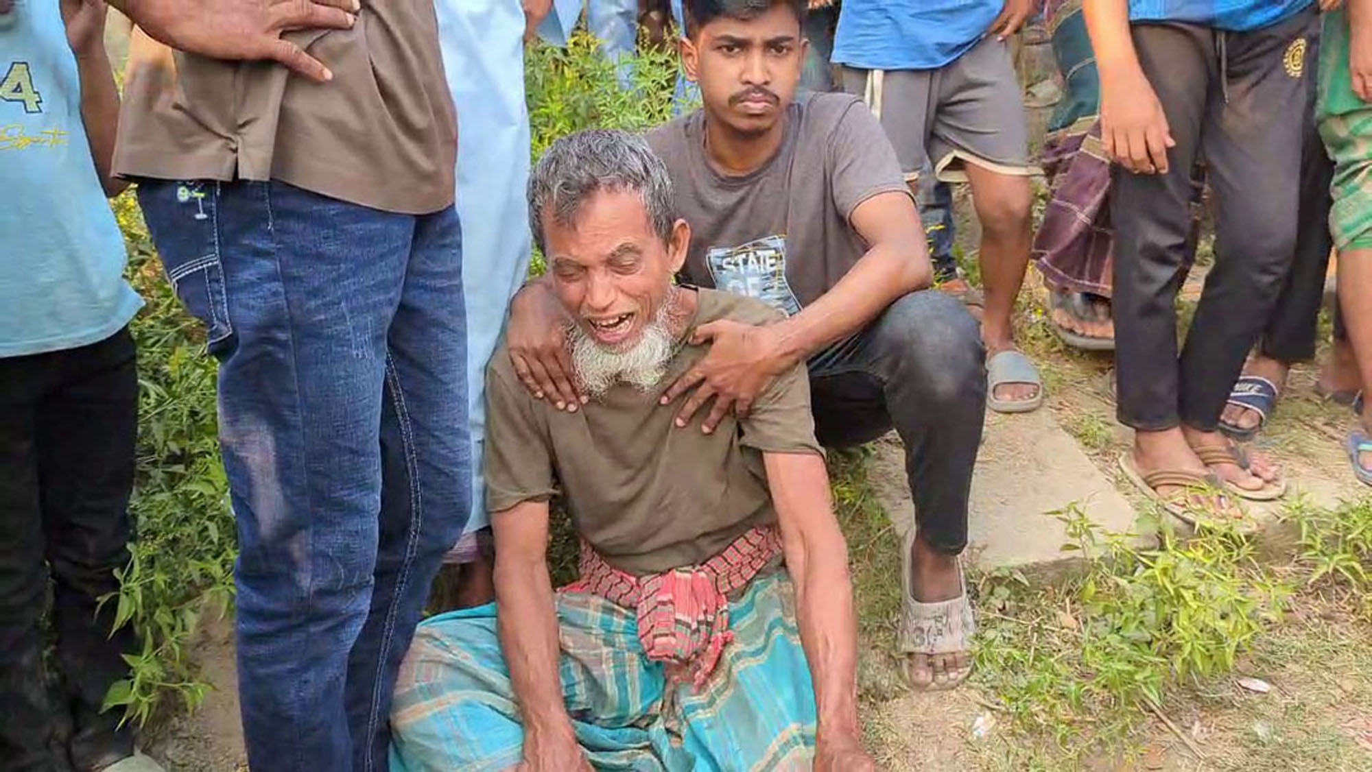 গোপালগঞ্জে মধুমতি নদীতে পড়ে নিখোঁজের ৪ ঘন্টা পর কলেজ ছাত্রের মরদেহ উদ্ধার