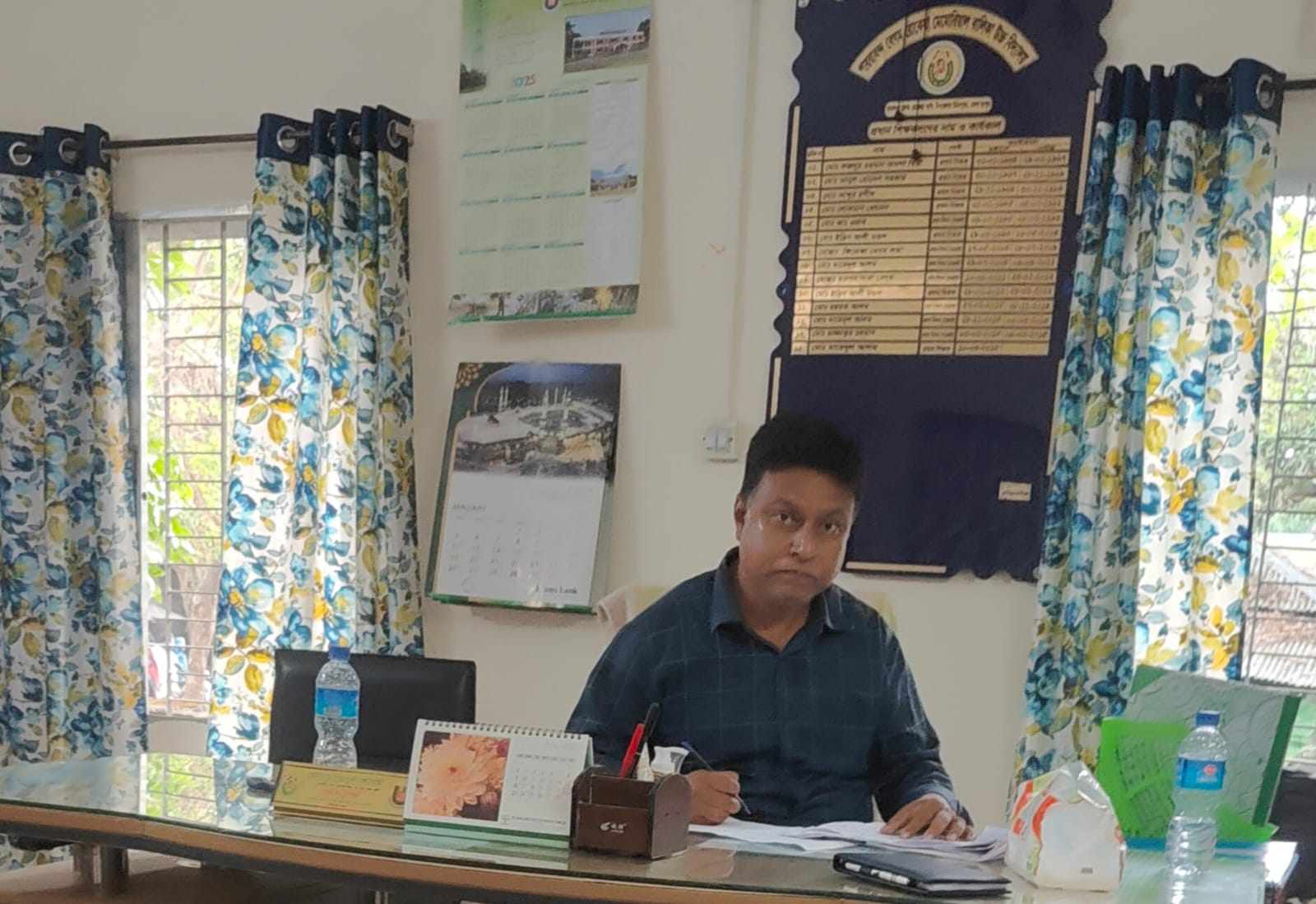 রংপুরের মিঠাপুকুরে নকল সরবরাহের সংবাদ প্রকাশ করায় সাংবাদিকের হাটু ভেঙ্গে দেয়ার হুমকি