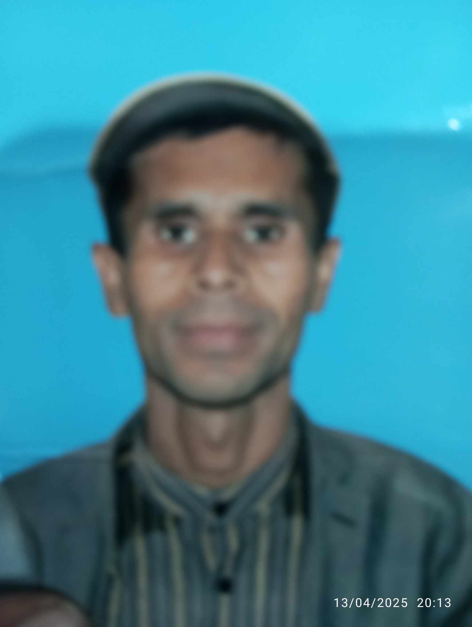 গলাচিপায় অসহায় বাচ্চু সহযোগিতা পেতে ঘুরছেন মানুষের দাড়ে দাড়ে