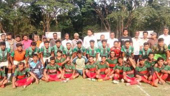 মেহেন্দিগঞ্জ ফুটবল একাডেমি ”বনাম” মুলাদী’র’ প্রীতি ম্যাচ অনুষ্ঠিত।