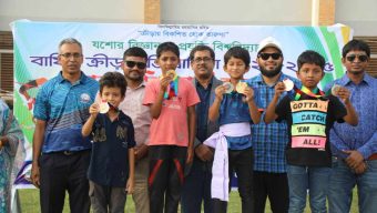 যবিপ্রবিতে বার্ষিক ক্রীড়া ও আন্তঃবিভাগ অ্যাথলেটিকস প্রতিযোগিতার পুরষ্কার বিতরণী অনুষ্ঠিত