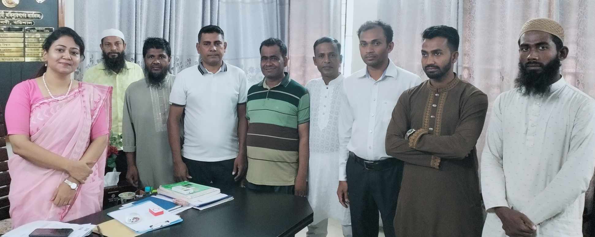 ইউএনও’র সাথে বাজার কমিটির মতবিনিময়