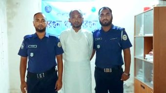 বরগুনার সাবেক উপজেলা চেয়ারম্যান মনিরুল ইসলাম মনির গ্রেফতার