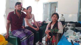 গোপালগঞ্জের মুকসুদপুরে দুই পক্ষের সংঘর্ষে আহত-৩৫, ৮টি বাড়ী ভাংচুর