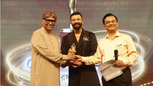 সেরা চলচ্চিত্র অভিনেতা শাকিব খান-অভিনেত্রী মেহজাবীন