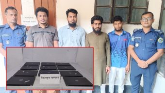 স্কুলের কম্পিউটার ল্যাবে চুরি : ১৩টি ল্যাপটপসহ চারজন গ্রেপ্তার