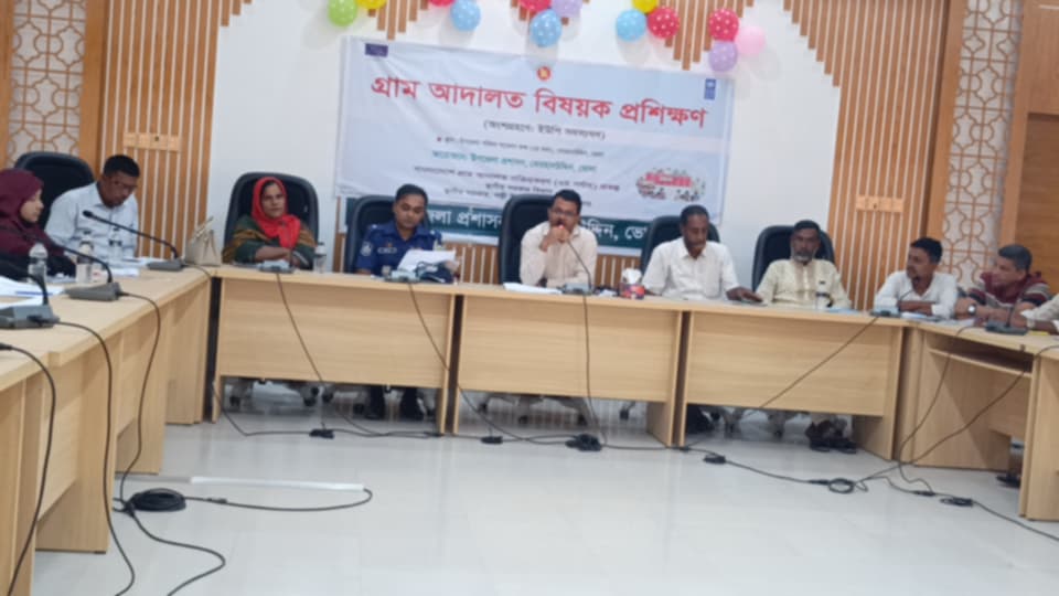 বোরহানউদ্দিনে গ্রাম আদালত বিষয়ক প্রশিক্ষণ অনুষ্ঠিত হয়েছে