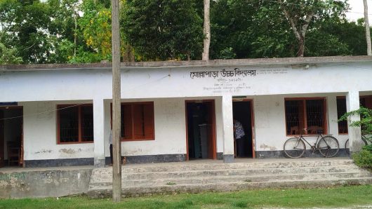 ভূয়া সনদ দিয়ে আগৈলঝাড়ায় বিদ্যালয় সভাপতি হওয়ার অভিযোগ