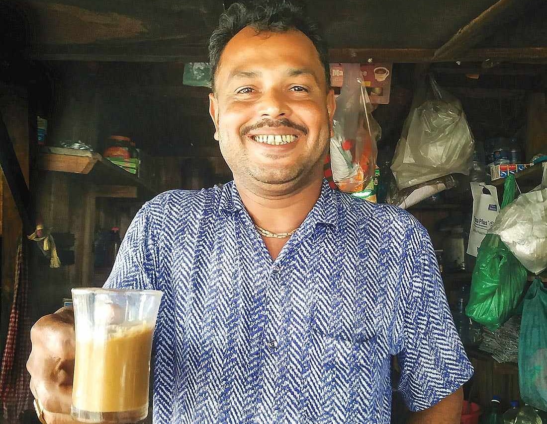 এক কাপ চায়ের গল্পে লেখা তপনদার ভালোবাসা