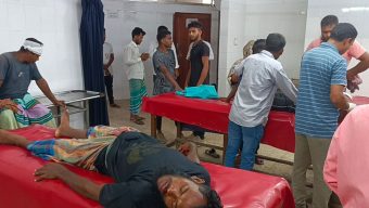 গোপালগঞ্জে মাছের ঘের কাঁটাকে কেন্দ্র করে দুই গ্রুপের মধ্যে সংঘর্ষে আহত ১৫