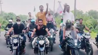 আ’লীগের কার্যক্রম নিষিদ্ধ করার প্রতিবাদে ও সরকারের পদত্যাগের দাবীতে গোপালগঞ্জে নিষিদ্ধ সংগঠন ছাত্রলীগের বিক্ষোভ মিছিল
