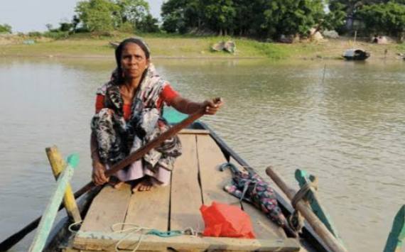 গলাচিপায় অবহেলার জালে বন্দি উপকূলের নারী জেলের