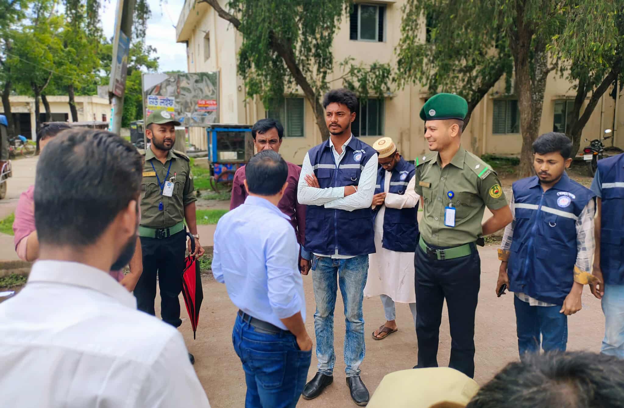 মানবিক বরগুনা এর  উদ্যোগে পরিস্কার পরিচ্ছন্নতা কর্মসূচি পালিত
