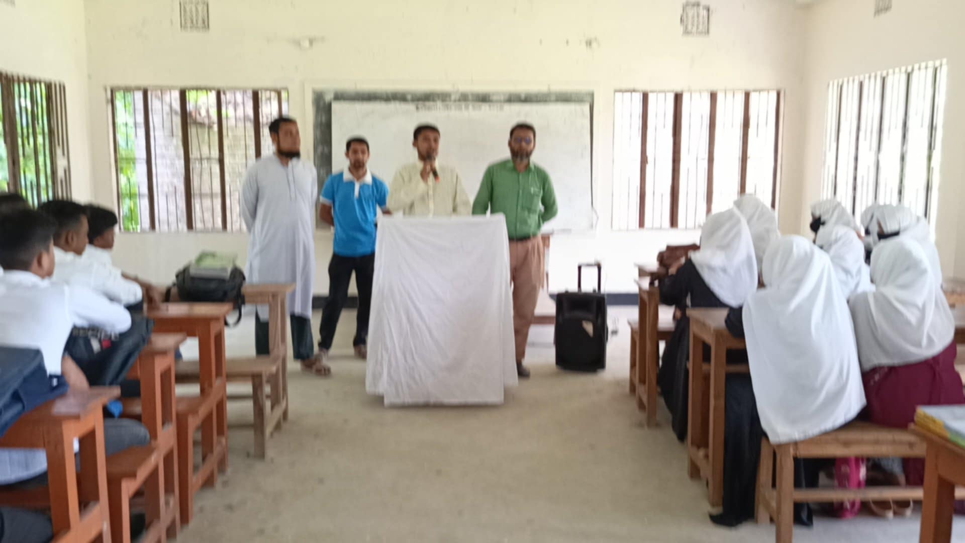ভোলায় হাফিজ ইব্রাহিম কলেজে পাঠক বন্ধুর উদ্যোগে বাল্যবিবাহ ও মাদক বিরোধী সভা অনুষ্ঠিত