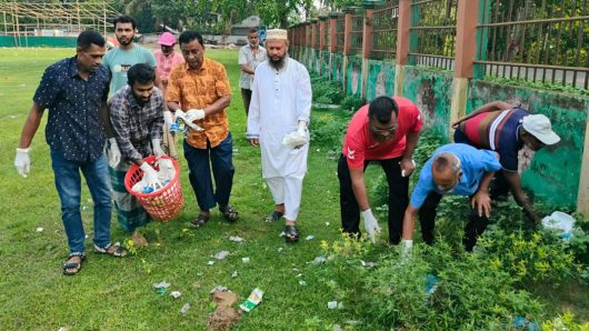 “ব্যতিক্রমি উদ্যোগ গ্রহণ করে প্রশংসা কুঁড়িয়েছে বিএনপি”